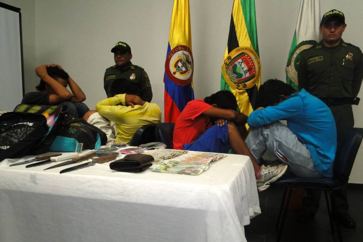Capturados cuatro menores tras atracar un bus (Foto: Suministrada/VANGUARDIA LIBERAL)