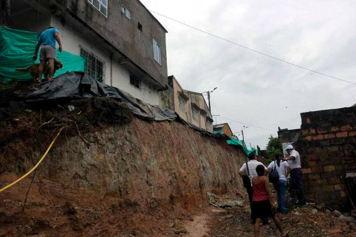 Las fuertes lluvias siguen provocando estragos en Santander. Una vivienda colapsó y otra está a punto de venirse abajo en el Norte de Bucaramanga. (Foto: Archivo/VANGUARDIA LIBERAL)