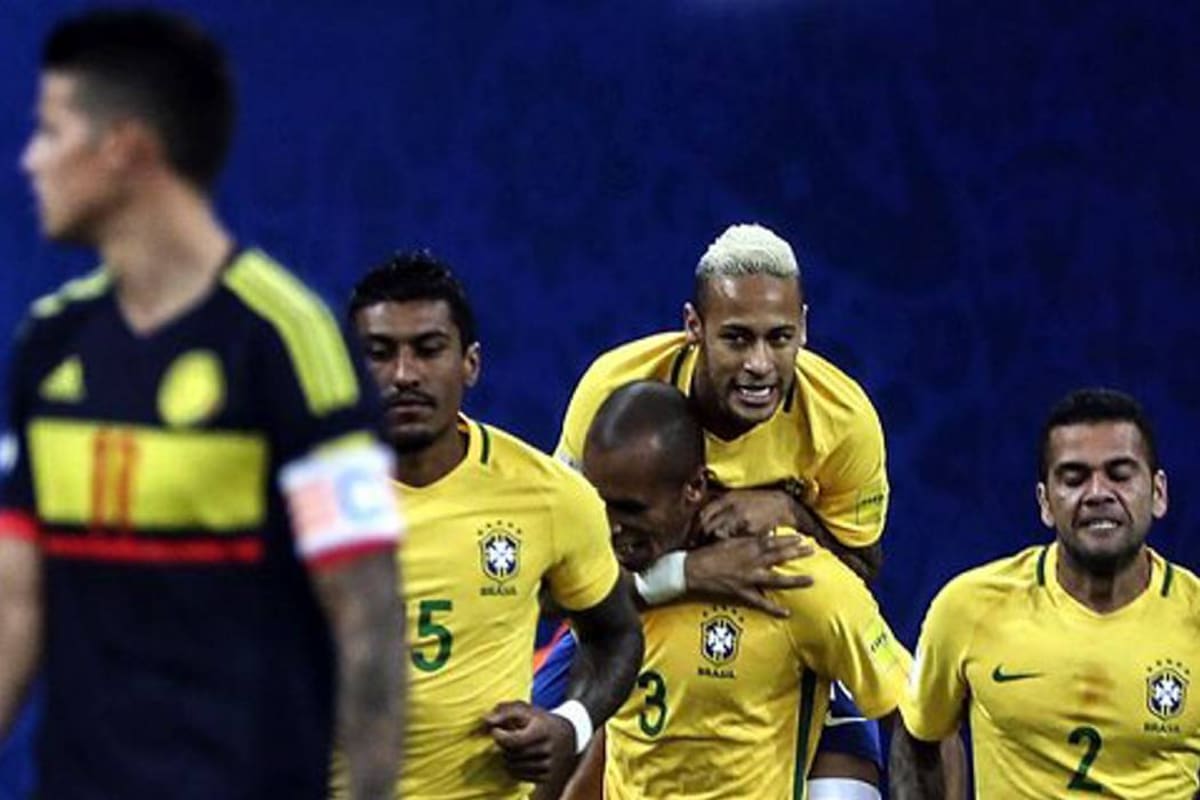 Fifa sancionó a Brasil por cantos homofóbicos en juego contra Colombia (Foto: EFE/VANGUARDIA LIBERAL)