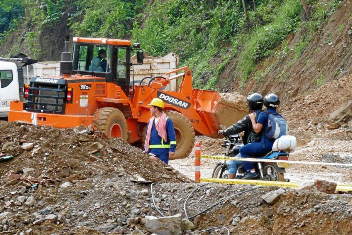 Tras fuertes lluvias, hay paso restringido en la vía de Bucaramanga a la costa (Foto: Archivo/VANGUARDIA LIBERAL)