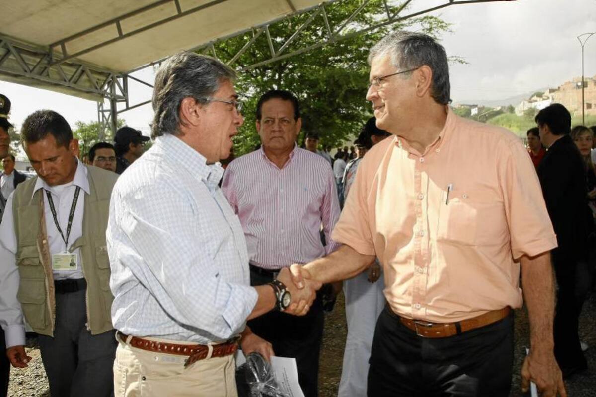 Ministro de Transporte, Germán Cardona y Félix Jaimes Lasprilla. (Foto: Archivo/VANGUARDIA LIBERAL )