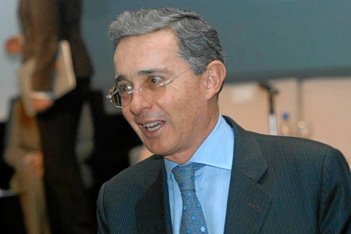 Investigación preliminar contra expresidente Uribe por operación Fénix (Foto: Tomado de Internet/ VANGUARDIA LIBERAL)
