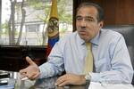 Santos no aceptó renuncia del Ministro de Transporte