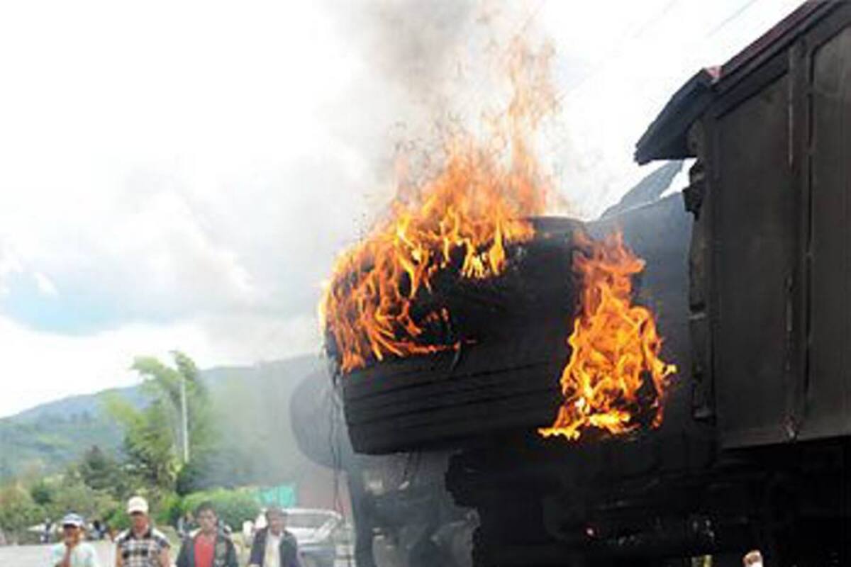 Al menos 98 detenidos y 16 vías cerradas deja nueva jornada del paro en Colombia (Foto: Tomado de Internet/VANGUARDIA LIBERAL)