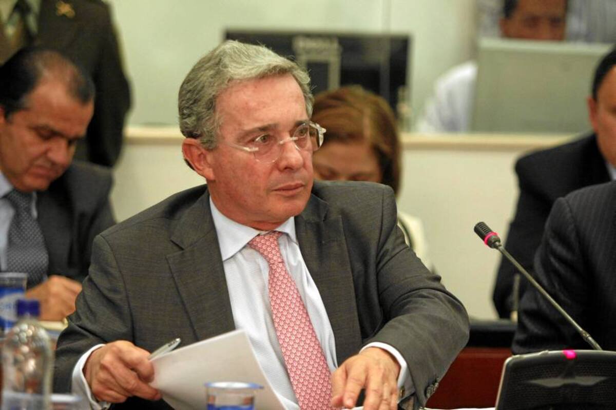 Álvaro Uribe llegó a Maicao (Foto: Archivo/VANGUARDIA LIBERAL)