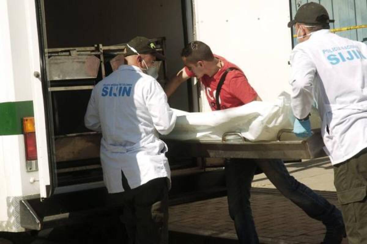 Hacia las 7:30 a.m. dos hombres ingresaron armados a un bus de Lusitania y a la altura de Colseguros intentaron robar a los cerca de 15 pasajeros que se transportaban en esta ruta. (Foto: César Flórez/VANGUARDIA LIBERAL)