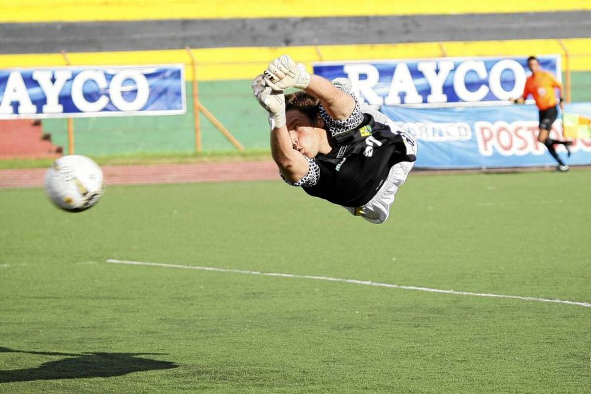 Nicolás Vikonis regresa al arco del Atlético Bucaramanga (Foto: Archivo/VanguardiaLiberal)