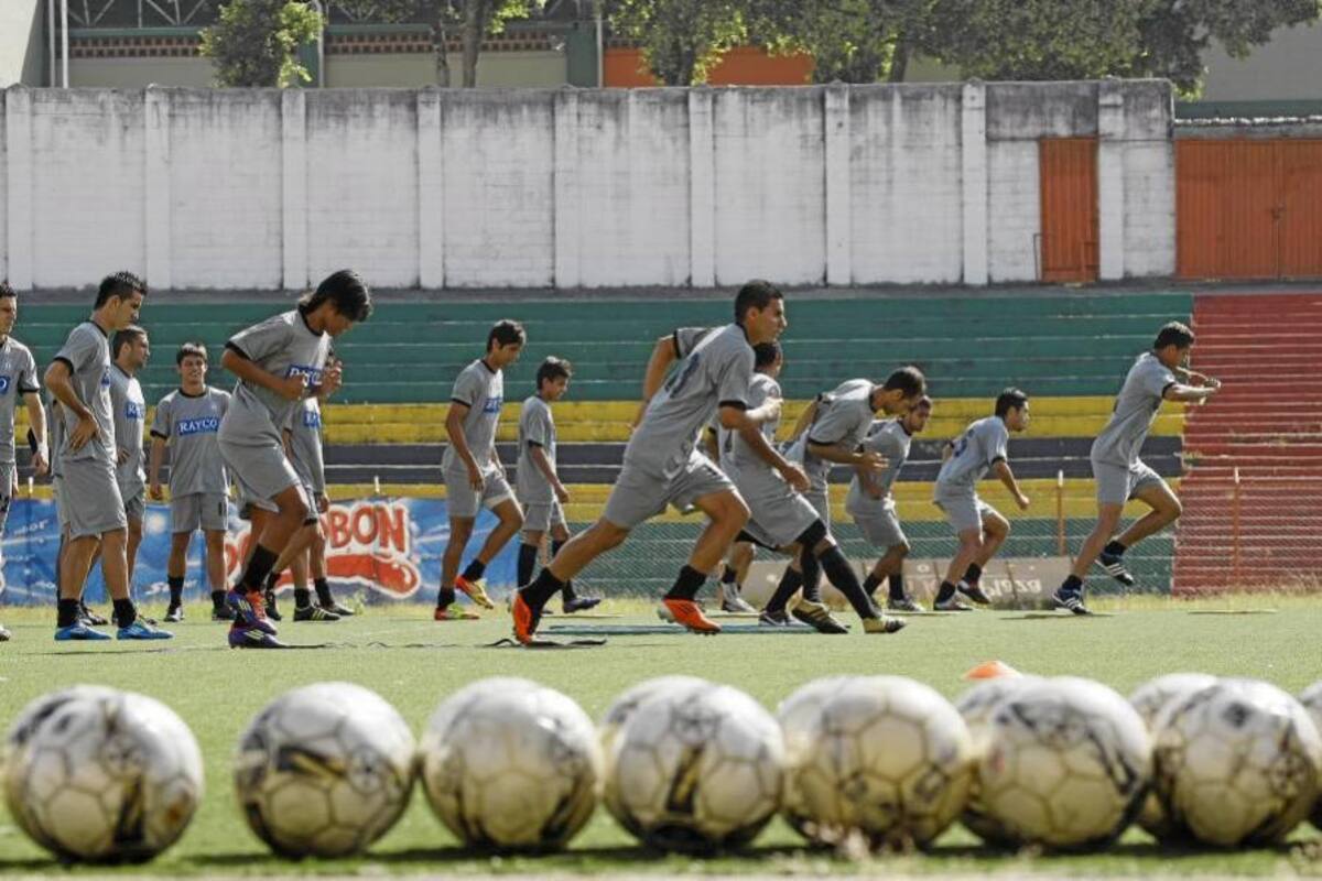 Real Santander buscará su primer triunfo de visitante en el torneo de ascenso (Foto: Cesar Florez/ VanguardiaLiberal)