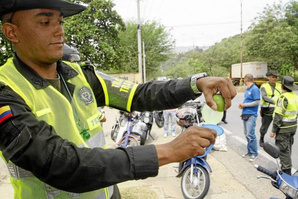 A esta hora se vive ‘un desafío en la vía’ (Foto: Archivo/VANGUARDIA LIBERAL)