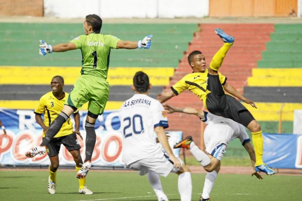 Vea los goles del empate entre Real Santander y Alianza Petrolera (Foto: César Flórez / VANGUARDIA LIBERAL)