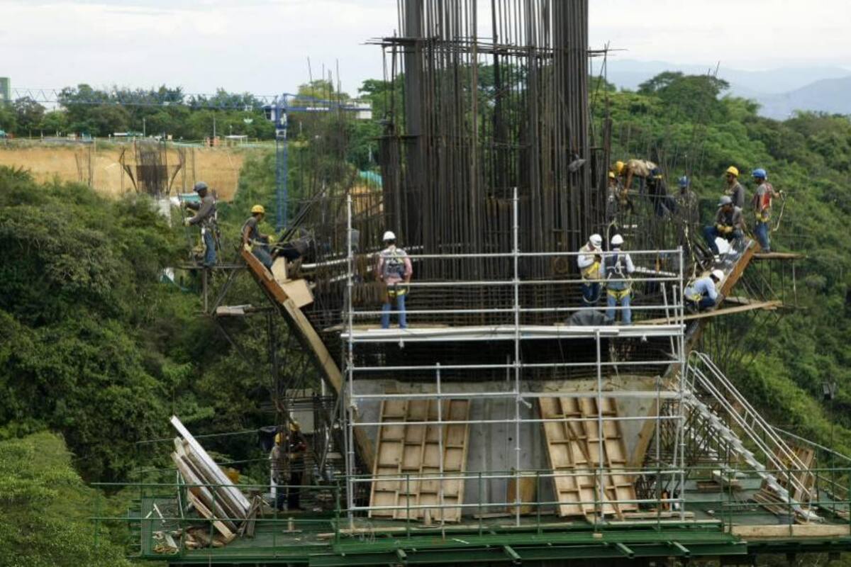 Obras del Viaducto de la Novena estarán suspendidas hasta el 17 de enero (Foto: Archivo/VANGUARDIA LIBERAL)