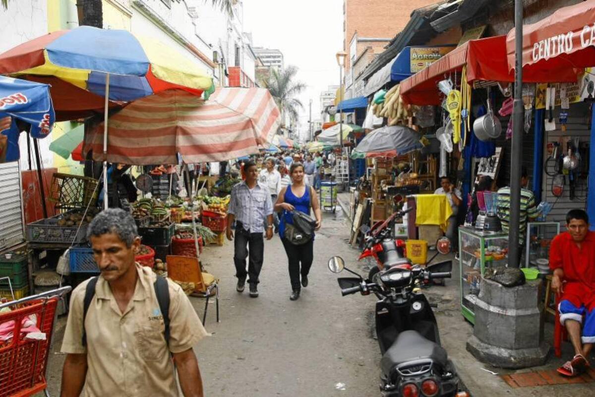 En dos semanas se prohibirá cualquier tipo de ventas ambulantes en la ciudad (Foto: Archivo/VANGUARDIA LIBERAL)