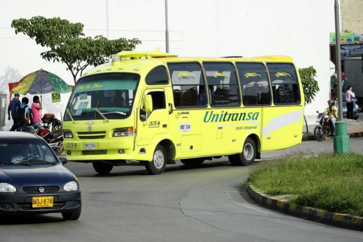 Esta es la apariencia que tendrán los nuevos buses convencionales que prestarán el servicio en algunas rutas de Metrolínea. (Foto: Archivo/VANGUARDIA LIBERAL)