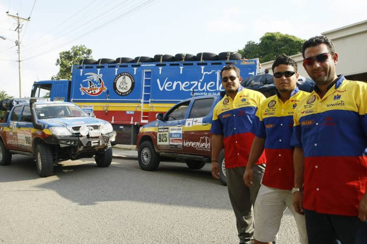 ‘Monstruos’ venezolanos del Dakar 2013 estuvieron en Bucaramanga (Foto: CÉSAR FLÓREZ/VANGUARDIA LIBERAL)