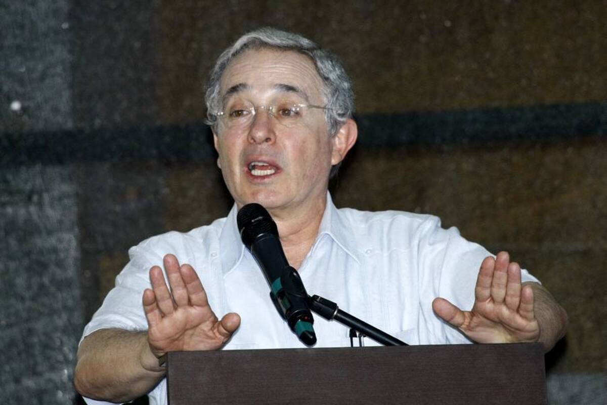 Desde Montería, Uribe pidió no votar por Santos en la reelección (Foto: Archivo/VanguardiaLiberal)