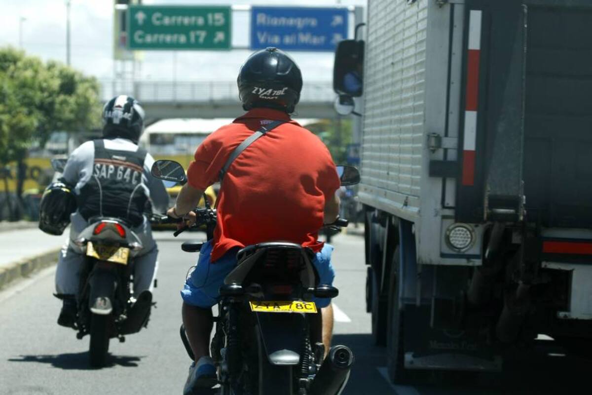 Desde este sábado comienzan multas para motociclistas imprudentes de Bucaramanga (Foto: Archivo/VANGUARDIA LIBERAL)