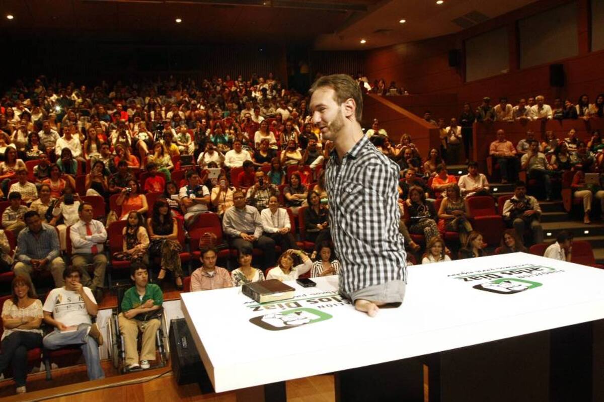 Nick Vujicic, el hombre que no le encuentra barreras a la vida (Foto: César Flórez / VANGUARDIA LIBERAL)