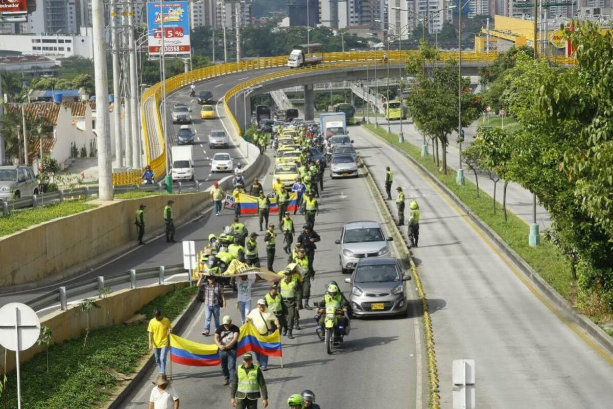 Esta foto corresponde al paro realizado por los taxistas en el 2015. (Foto: César Flórez /VANGUARDIA LIBERAL)