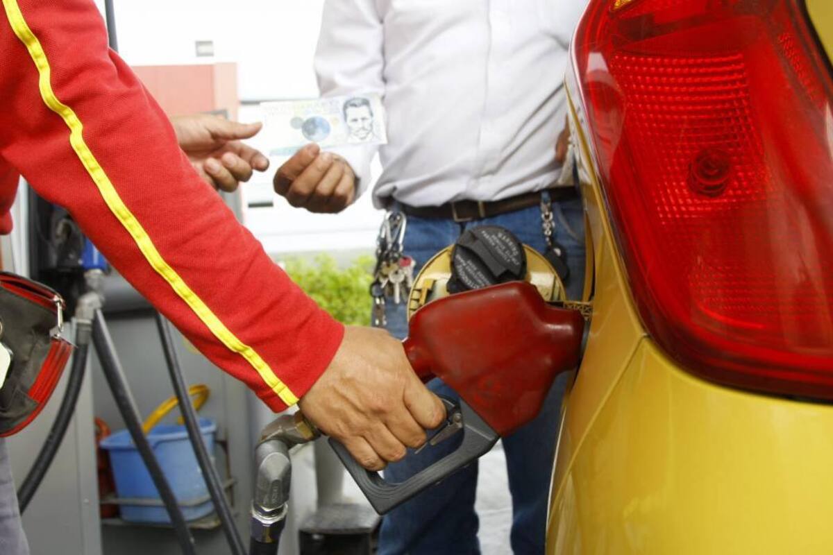 Acuerdan mantener sobretasa a la gasolina (Foto: Archivo /VANGUARDIA LIBERAL)