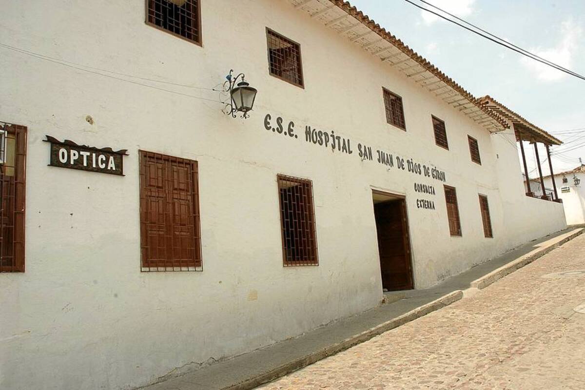 El Procurador provincial solicitó a la Junta Directiva del Hospital San Juan de Dios de Girón, abstenerse de nombrar y posesionar a cualquiera de los 35 aspirantes al cargo de gerente del complejo de salud. (Foto: Archivo/VANGUARDIA LIBERAL)
