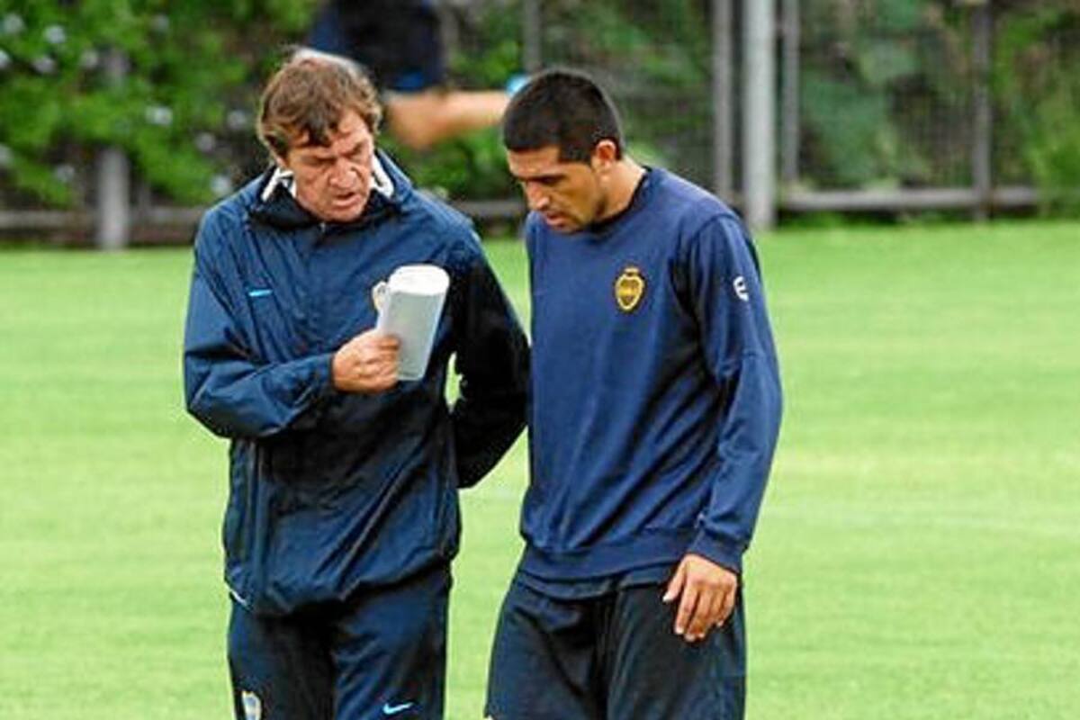 Supuesta pelea entre Riquelme y Falcioni deja en duda continuidad del técnico (Foto: Tomada de Internet/VanguardiaLiberal)