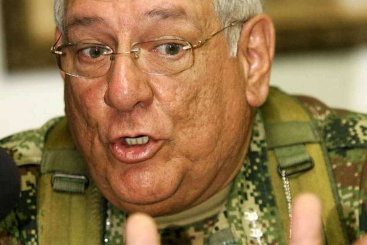 Almirante Édgar Cely, comandante de las Fuerzas Militares del país.(Foto: Archivo/VANGUARDIA LIBERAL)