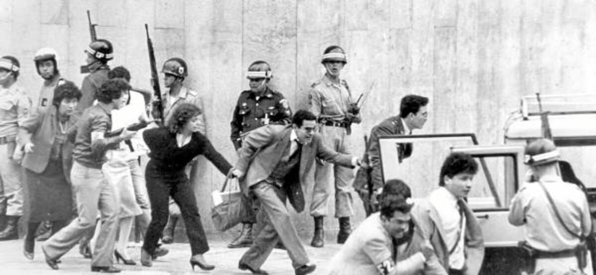 Ya no serían once, sino doce los desaparecidos del 'holocausto' del Palacio de Justicia. (Foto: Archivo/VANGUARDIA LIBERAL)