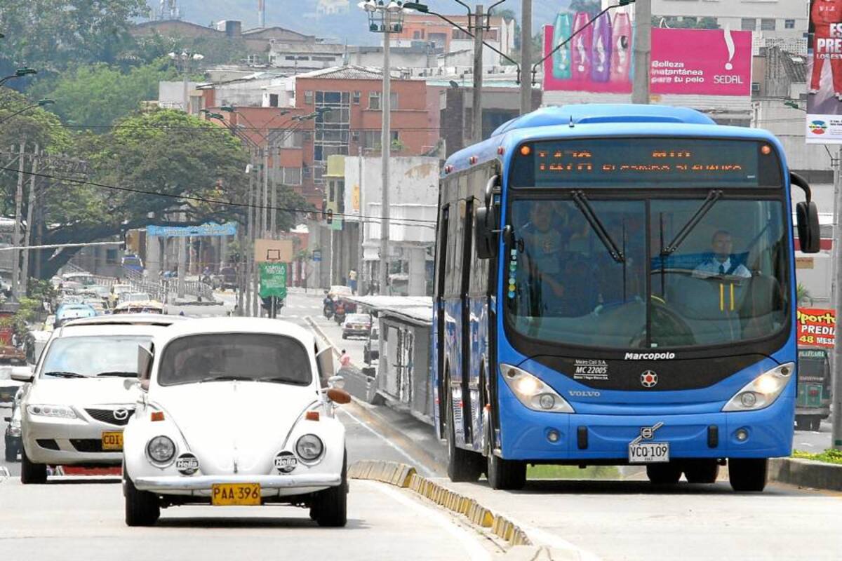 Un menor y cuatro adultos heridos tras quema de bus del MÍO en Cali (Foto: Archivo/VANGUARDIA LIBERAL)