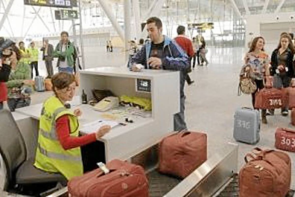 Encuentran dos fetos entre el equipaje de unas mujeres que viajaban a EU desde Cuba (Foto: Tomada de Internet/VanguardiaLiberal)