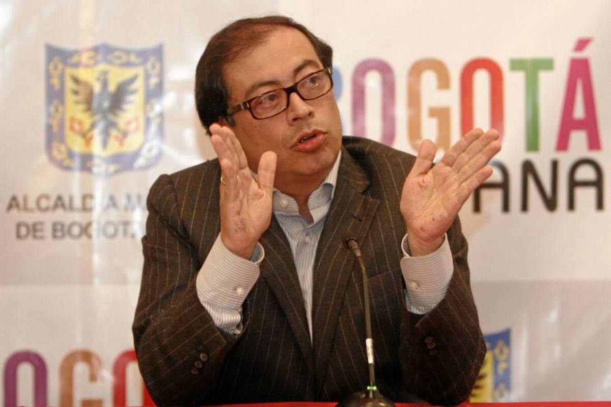 Petro salió de la Fundación Santa Fe (Foto: Archivo/VANGUARDIA LILBERAL)