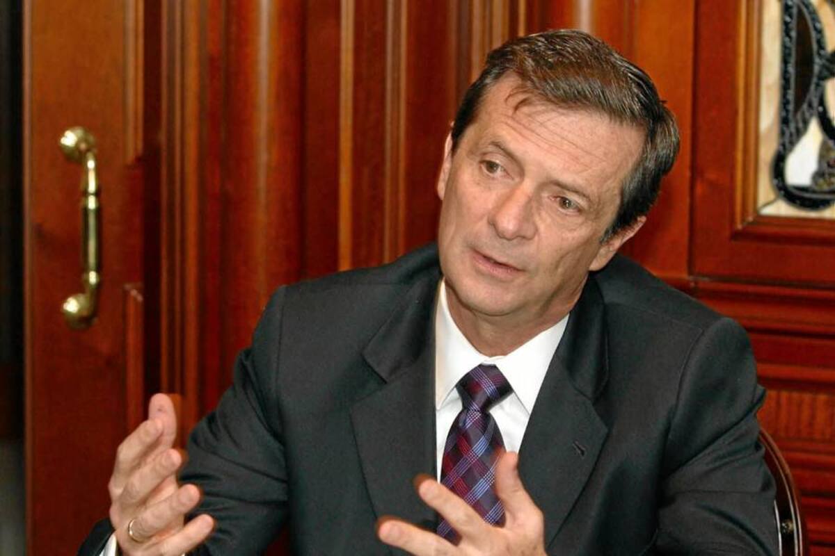 Fernando Londoño, de polémico y uribista exministro a combativo periodista (Foto: ARCHIVO/VANGUARDIA.COM)
