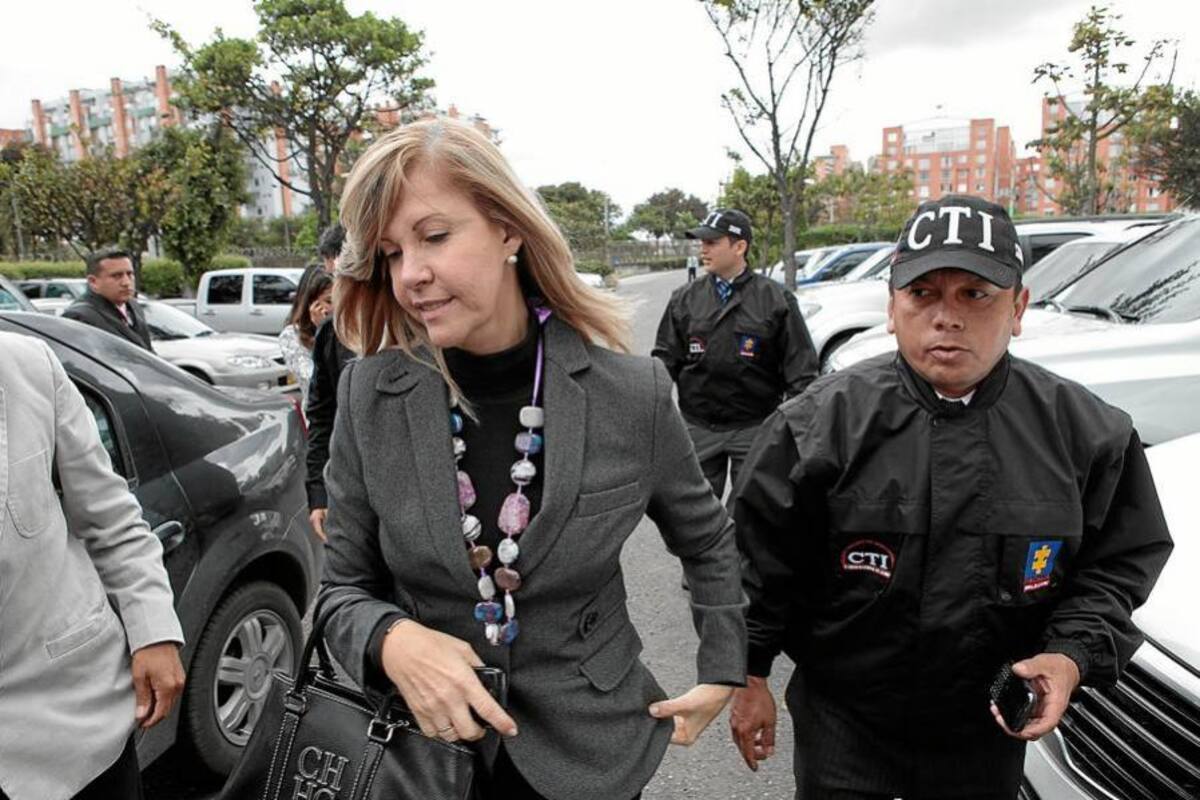 Dilian Francisca Toro permanecerá en el Centro de Estudios de la Policía (Foto: Colprensa/VANGUARDIA LIBERAL)