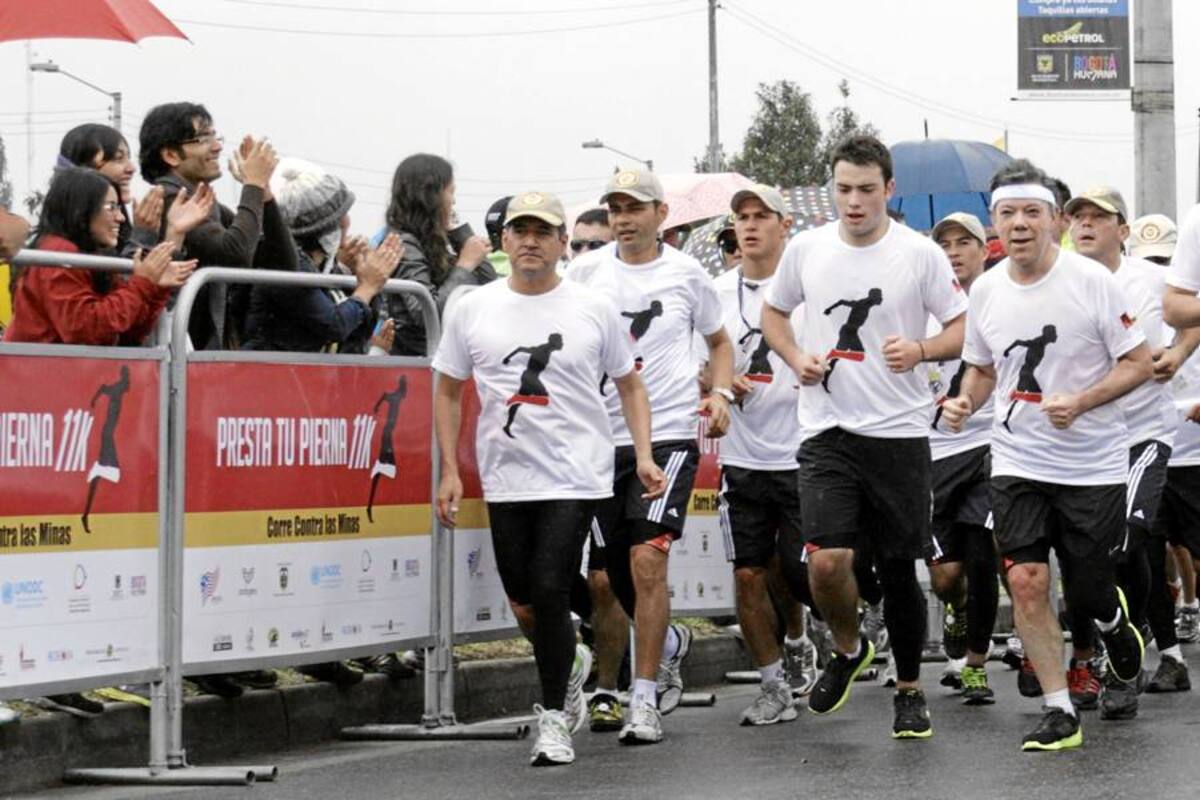 Miles de colombianos se remangaron el pantalón contra las minas antipersona (Foto: Colprensa/VANGUARDIA LIBERAL)
