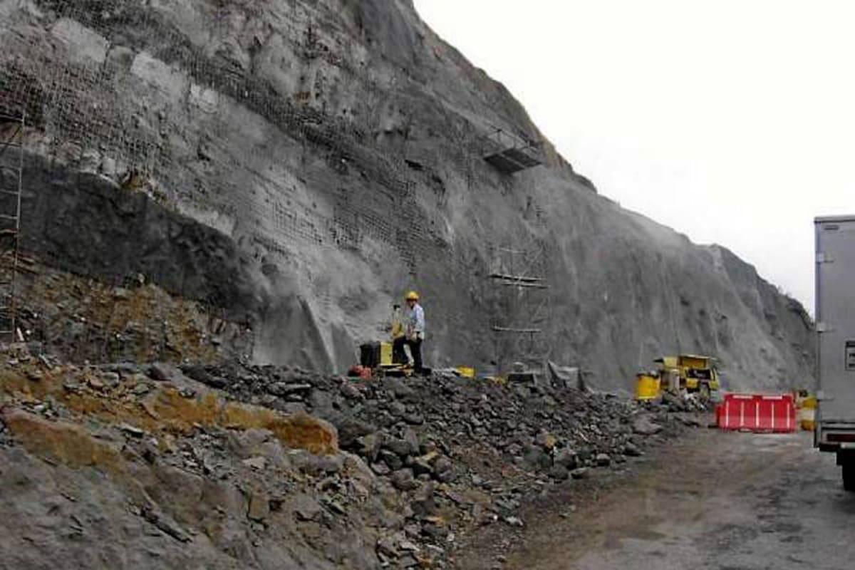 Vía a Bogotá estará cerrada en el sector de El Teherán (Foto: Suministrada/VANGUARDIA LIBERAL)