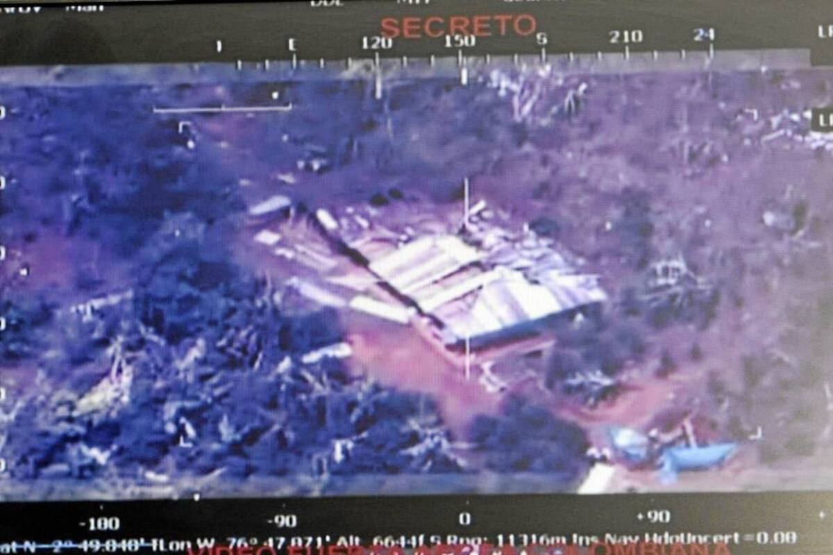 En el campamento fueron confiscados tanto dinero como objetos personales del guerrillero. (Foto: Archivo / VANGUARDIA LIBERAL)