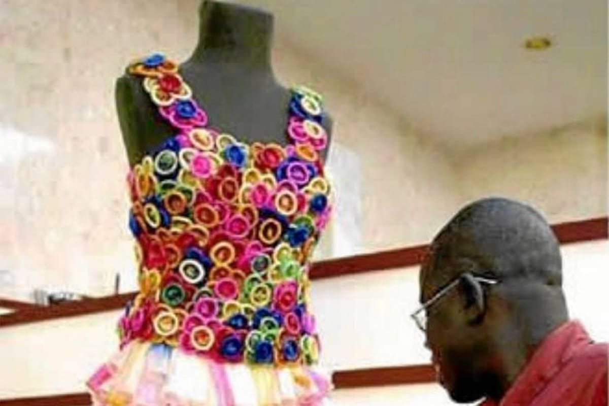 Ropa hecha con condones, nueva tendencia de costura (Foto: TOMADA DE INTERNET )