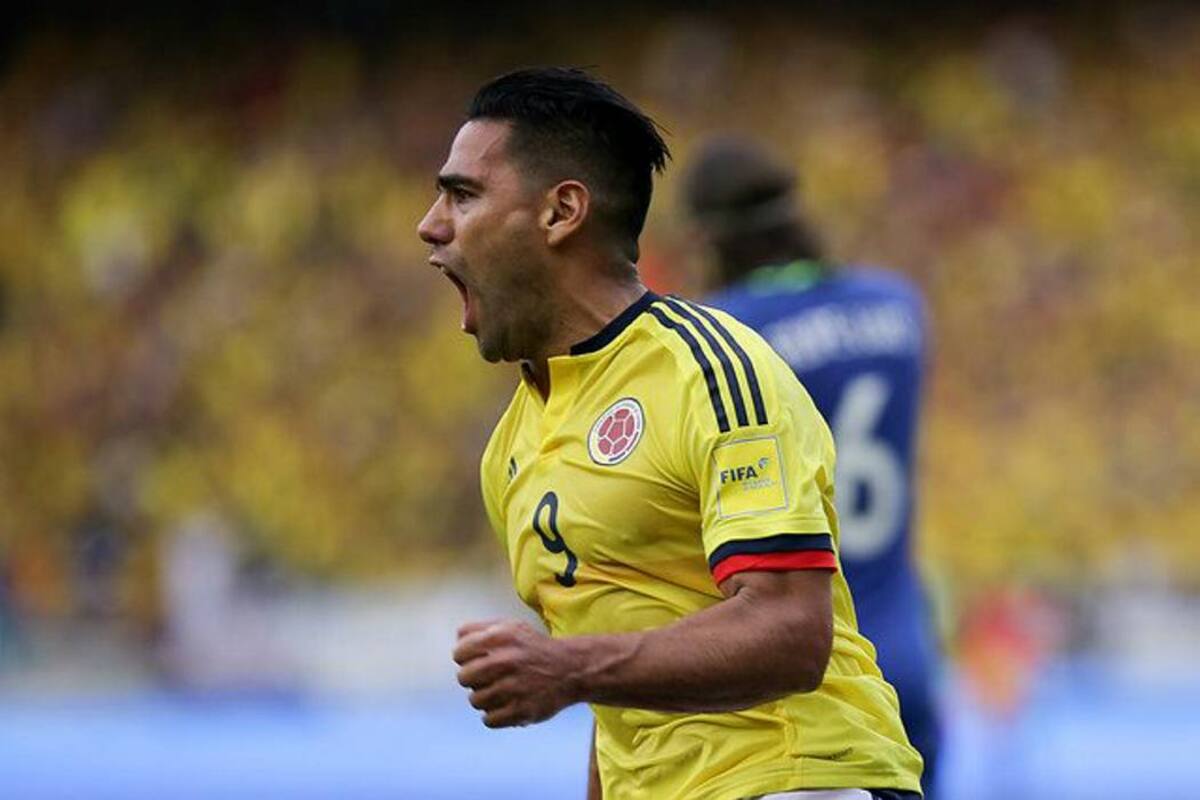 Este es el cabezazo del ‘Tigre’ Falcao García ante Brasil en Barranquilla (Foto: Colprensa /VANGUARDIA LIBERAL)