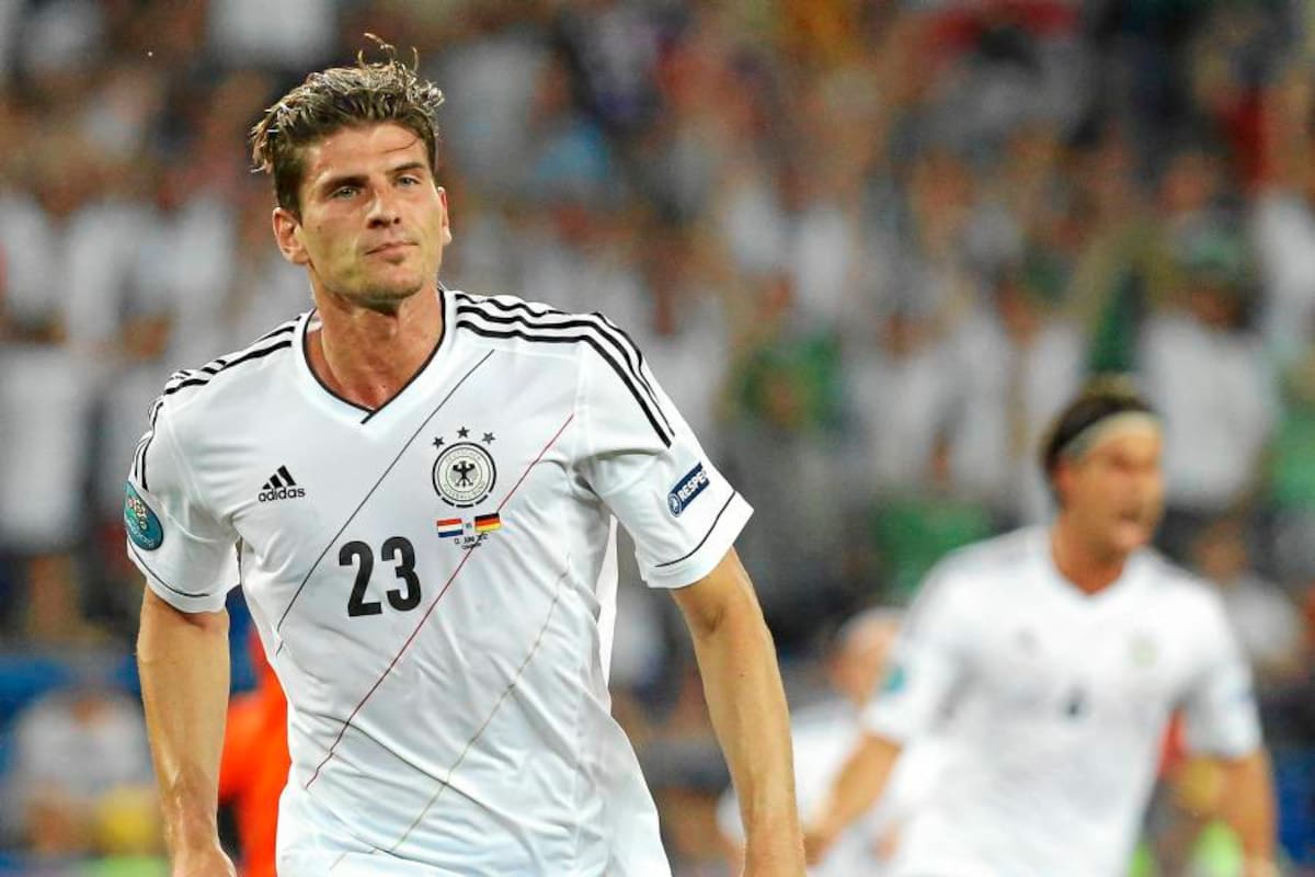 Un doblete Mario Gómez pone a Alemania 2-1 frente a Holanda (Foto: EFE/VANGUARDIA LIBERAL)