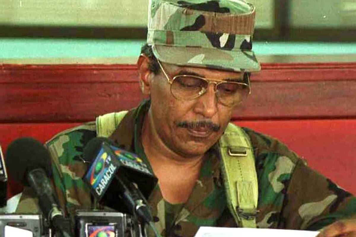 Guerrillero Joaquín Gómez viaja a la mesa de diálogo en La Habana (Foto: Colprensa/ VANGUARDIA LIBERAL)