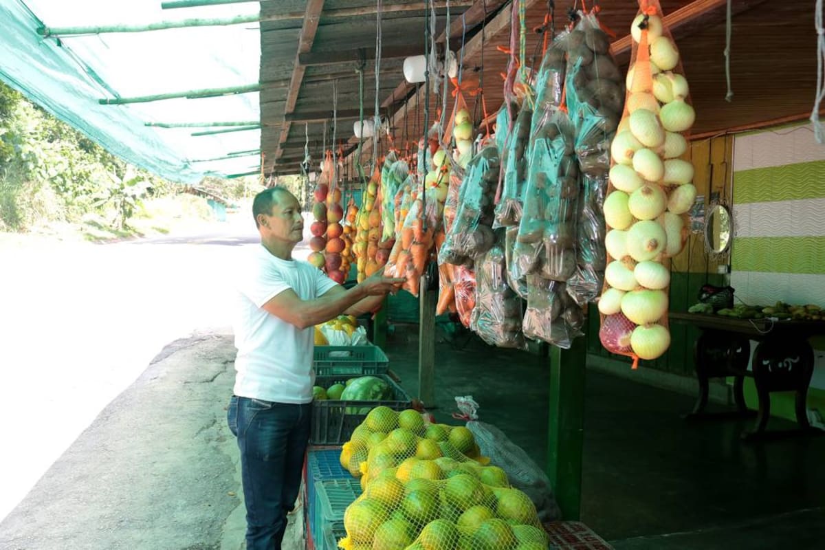 Este es el ‘derrumbe’ de las ventas por el cierre de la vía Bucaramanga-Barrancabermeja (Foto: FABIÁN HERNÁNDEZ/VANGUARDIA LIBERAL)