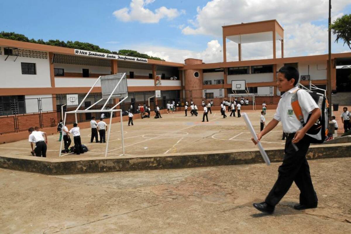 Colegios continuarían pidiendo dinero a los padres de familia (Foto: Archivo/ VANGUARDIA LIBERAL)