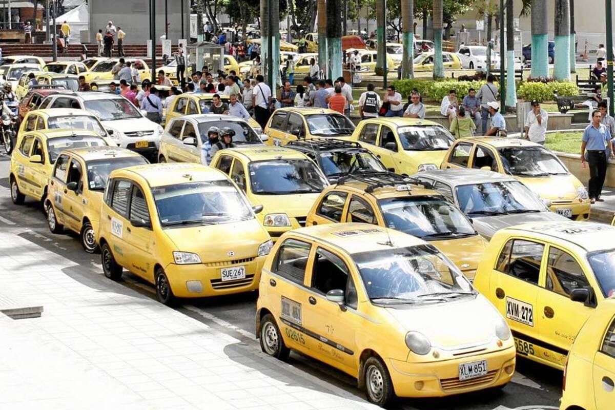 Taxistas de Bucaramanga entrarán a paro el próximo 6 de febrero (Foto: Archivo/VANGUARDIA LIBERAL)