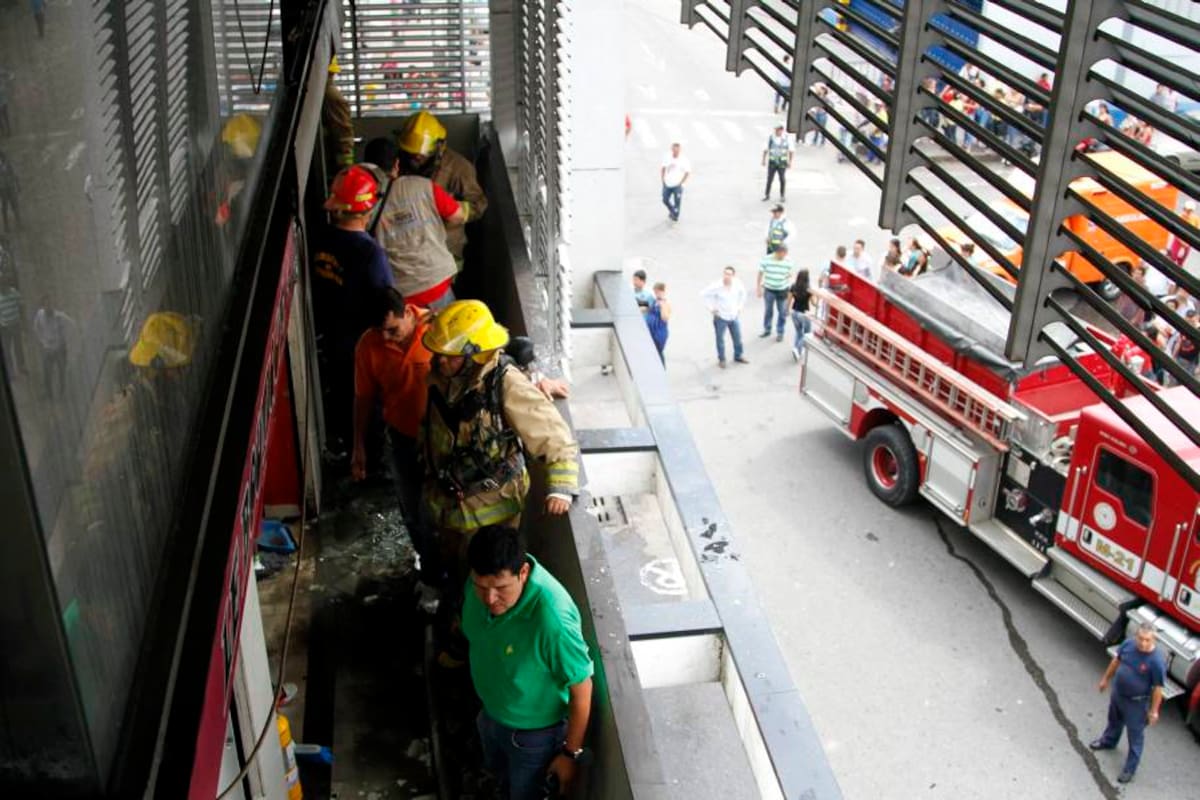 $14 millones en pérdidas por incendio en La Isla (Foto: MARCO VALENCIA/VANGUARDIA LIBERAL)