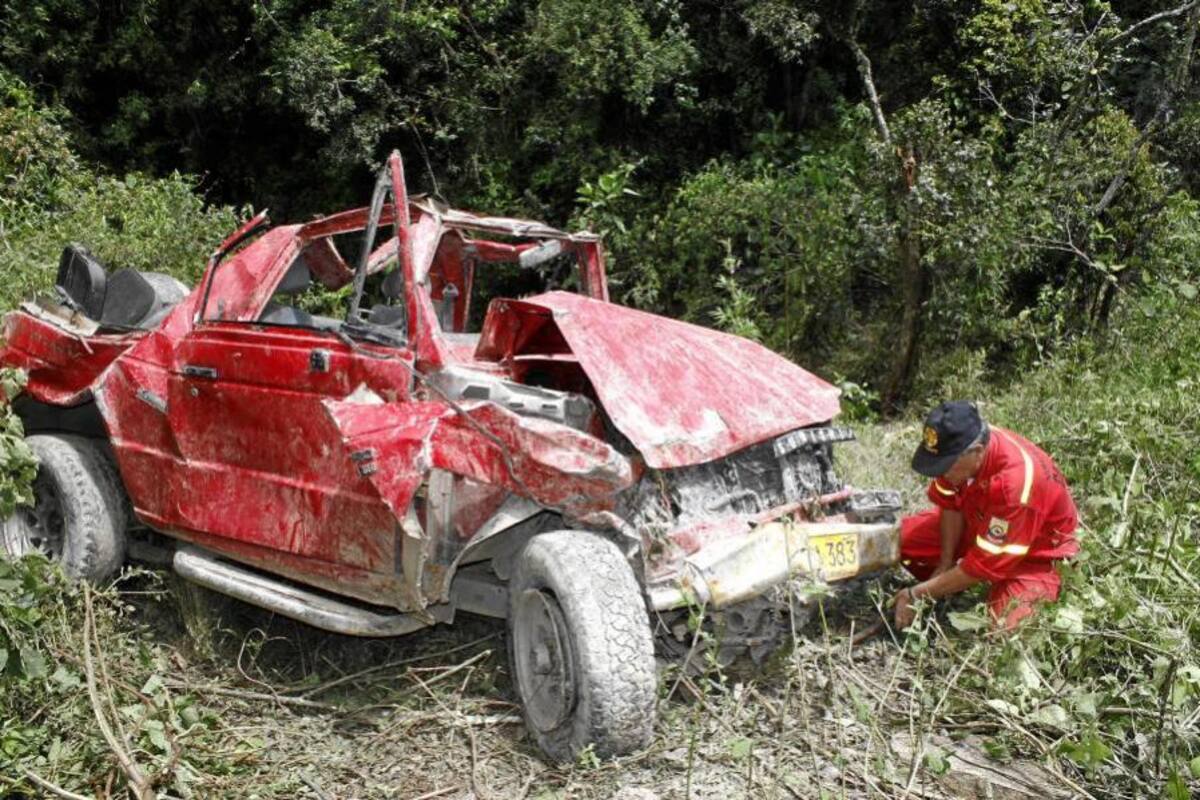 Cinco muertos y cuatro heridos en accidente en la vía Vetas - California (Foto: Marco Valencia/ VANGUARDIA LIBERAL)