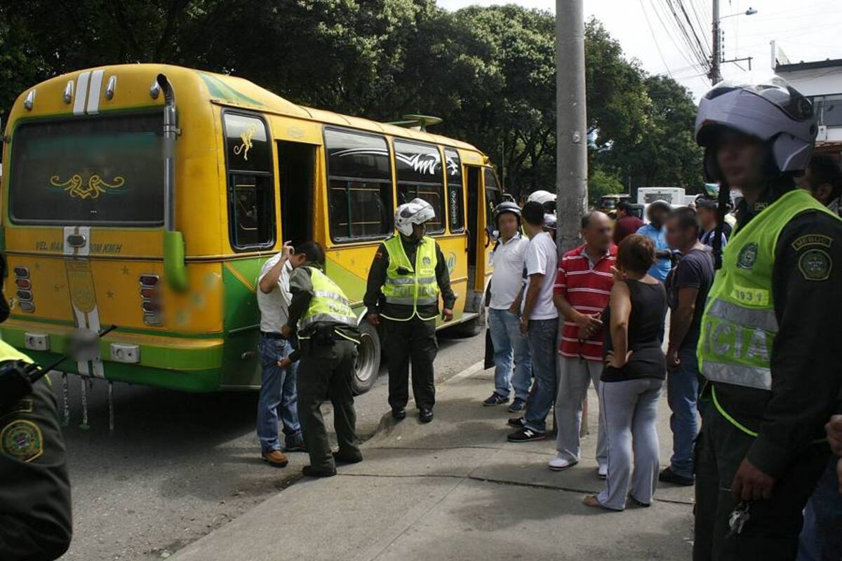 Conductores de buses convencionales temen por su seguridad (Foto: Archivo/VANGUARDIA LIBERAL)