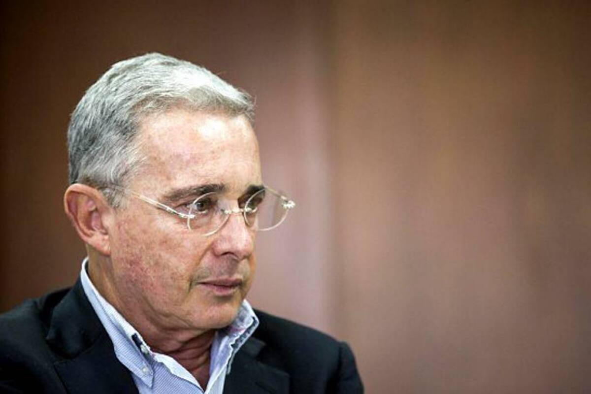 Con el acuerdo final, para Uribe las Farc son un grupo paramilitar (Foto: Archivo/VANGUARDIA LIBERAL)