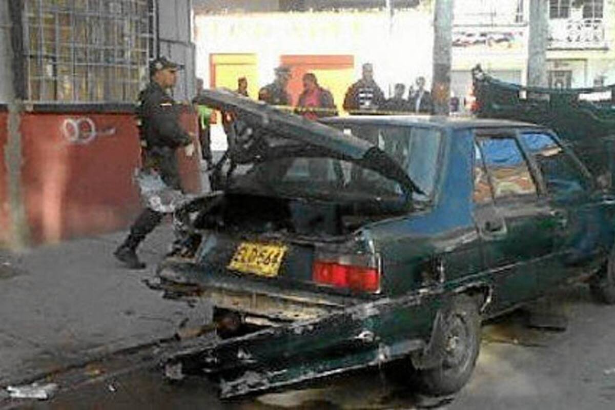 Carro bomba en la vía Ocaña (Foto: Tomada de internet/VANGUARDIA LIBERAL)