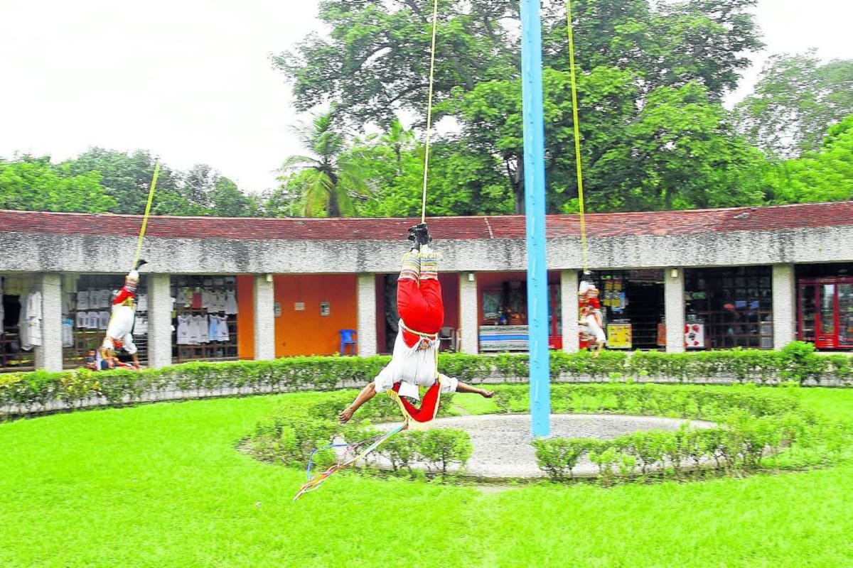 Los Voladores de Papantla (Foto: César Flórez León / VANGUARDIA LIBERAL)