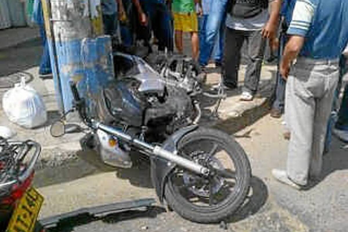 Dos heridos en accidente de tránsito en el Centro de Bucaramanga (Foto: Suministrada)