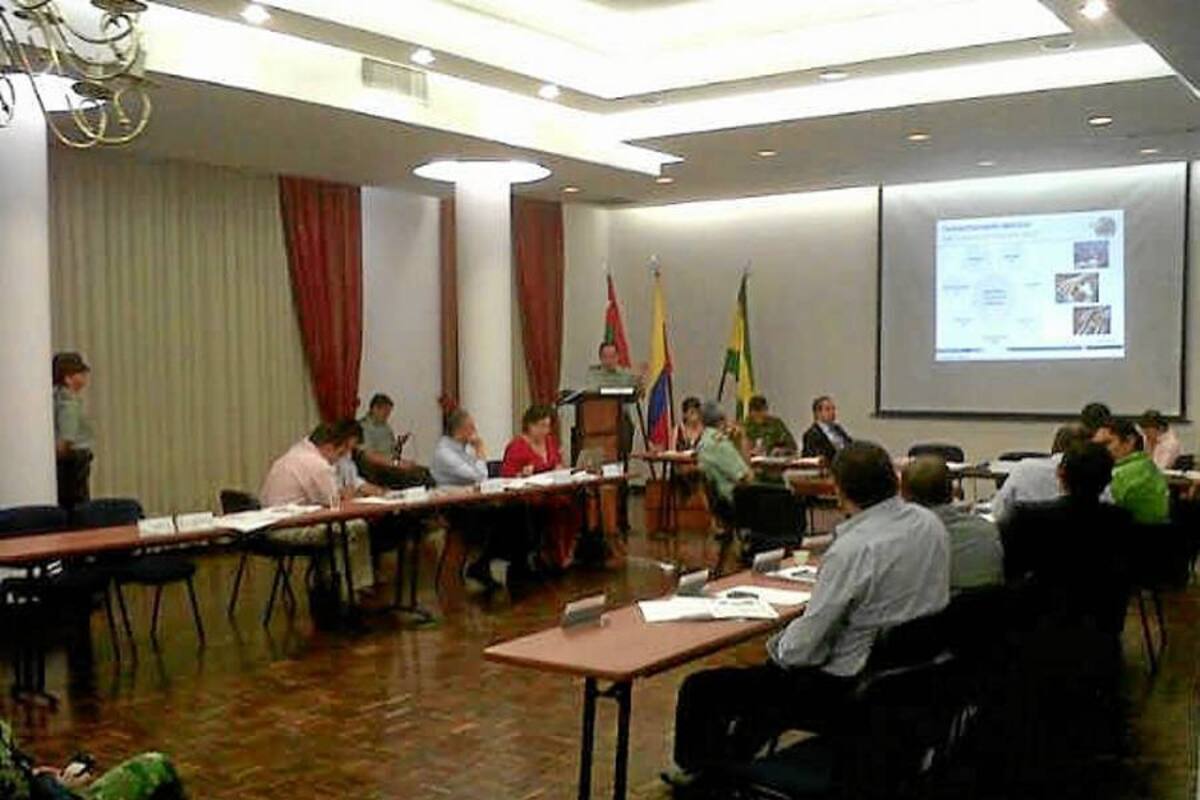 Fuerza pública y autoridades municipales estudian planes de seguridad (Foto: Paula Pimiento /VANGUARDIA LIBERAL)